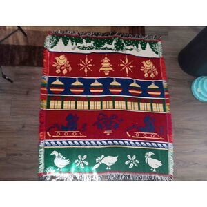 The Northwest Company Vintage Christmas Blanket High Bulk Acrylic 42' x 47'